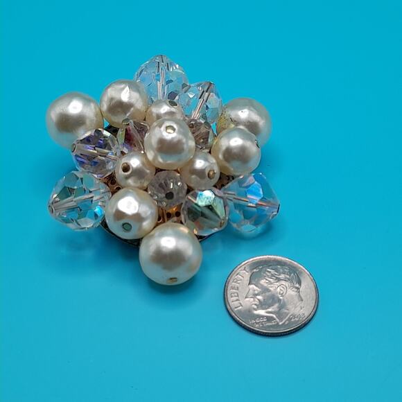 Vintage Snowflake Brooch, Beaded Faux Pearl Aurora Borealis Crystals, 1960s, 2" - Picture 8 of 9